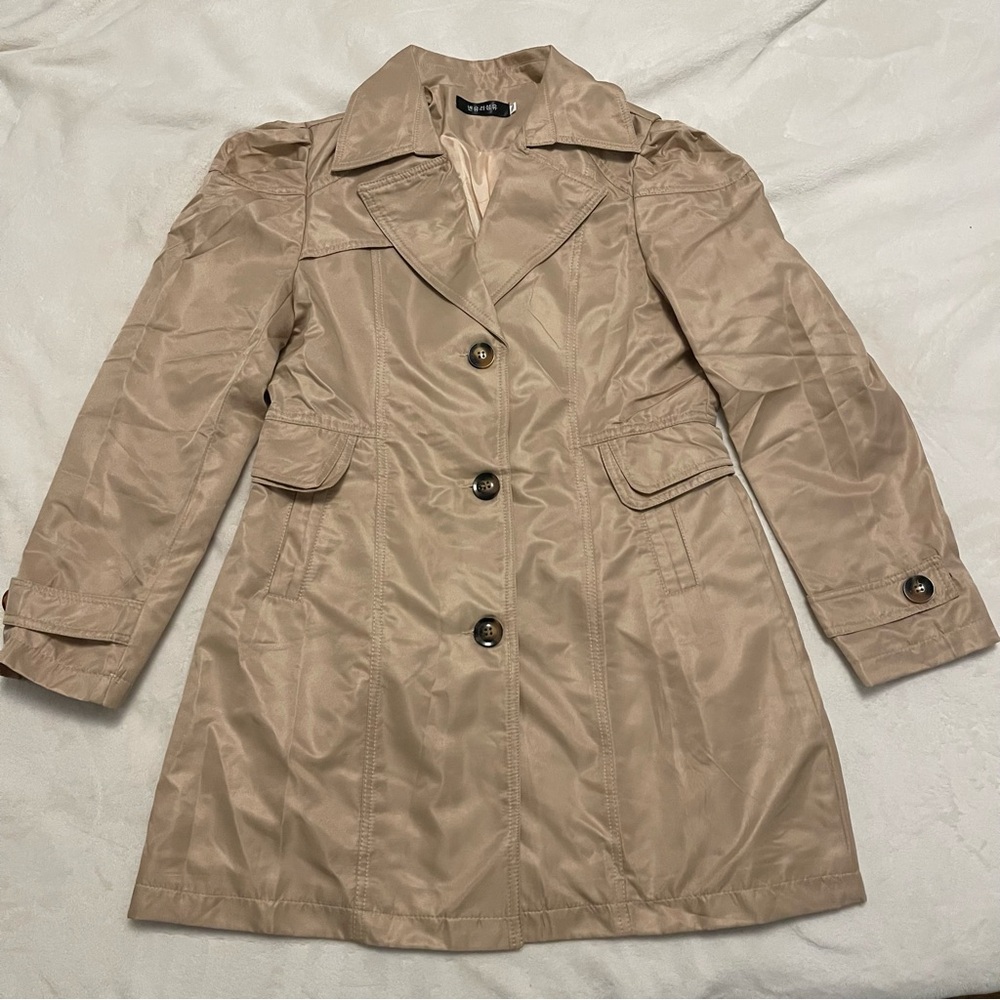 Light Khaki Button-Up Trench - Dark Academia & Preppy Vibes Fits M-L